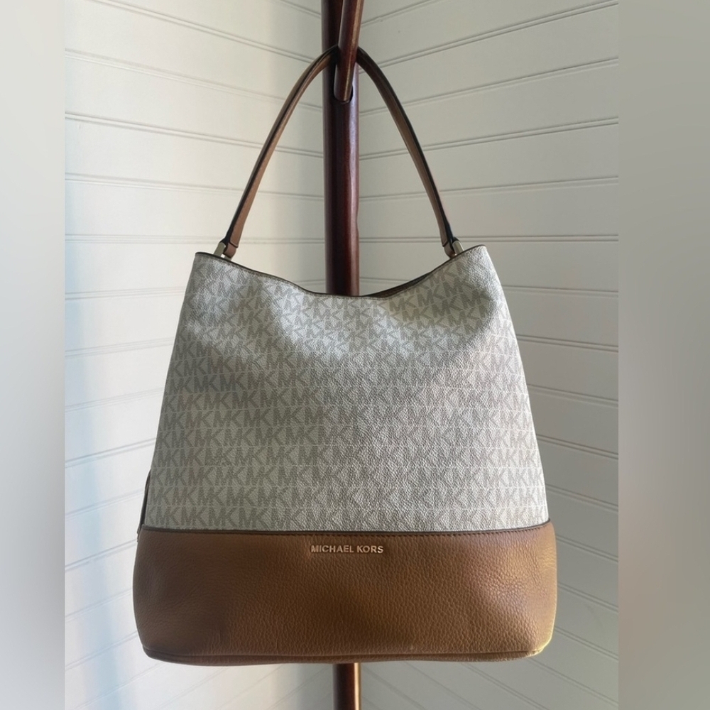 Michael Kors Brown and White Women's Bag